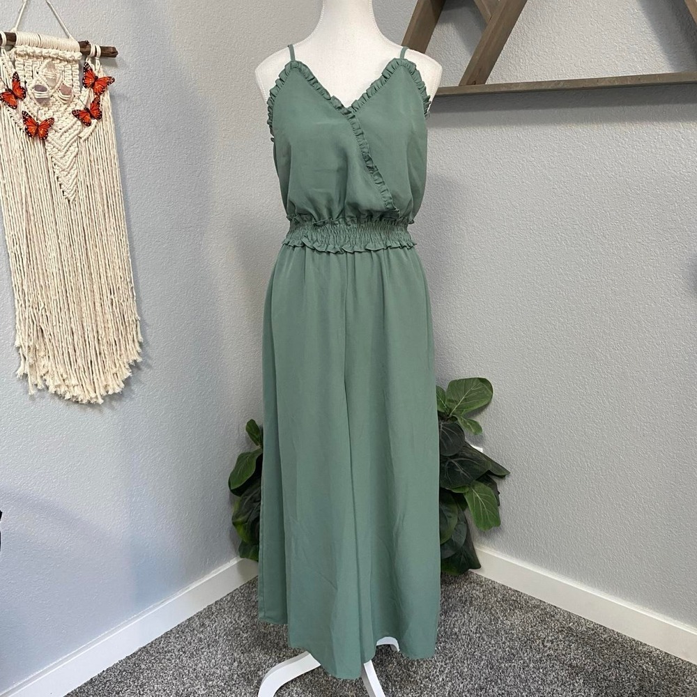 GIGIO SAGE GREEN JUMPSUIT WIDE LEG RUFFLE HEM SMOCKED ADJUSTABLE STRAPS
